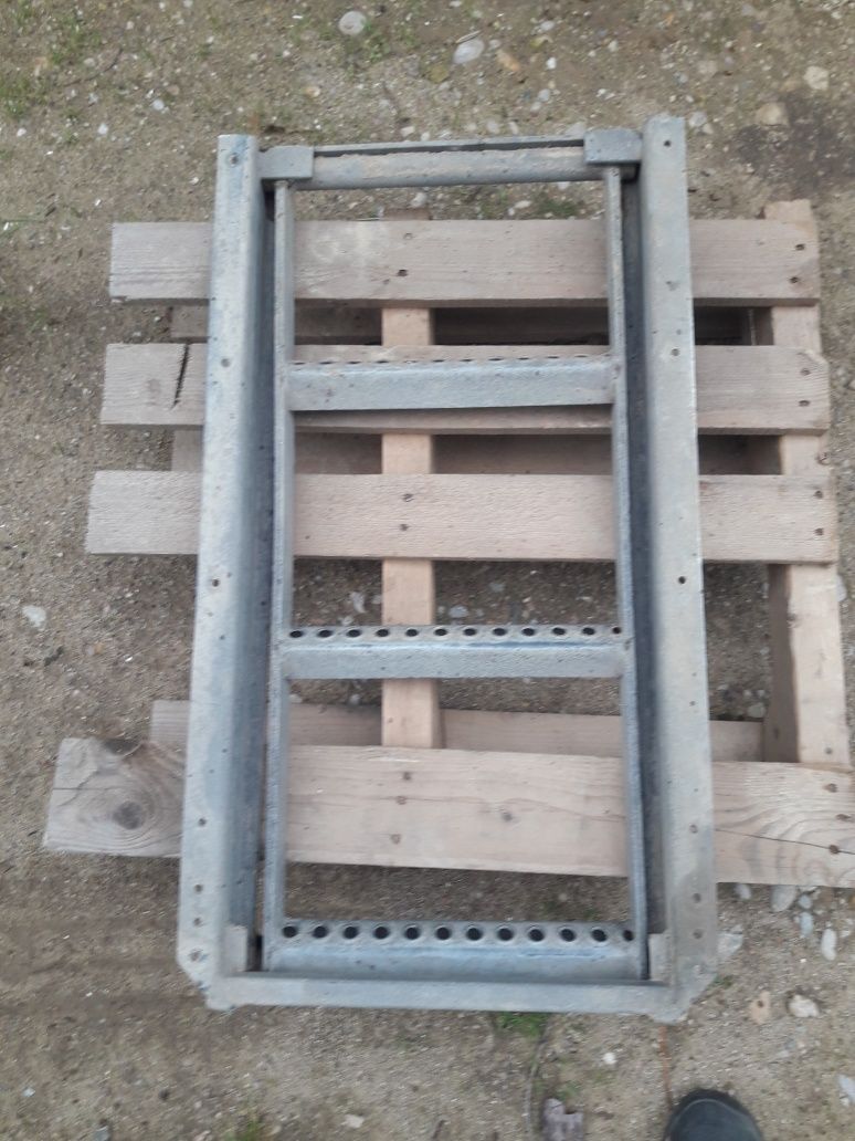 Drabinka pod podłogę 3 stopnie składana schodek stopień