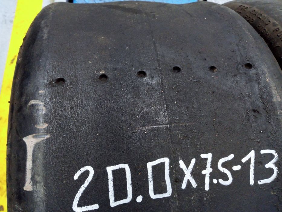 Pneus jante 13 slicks