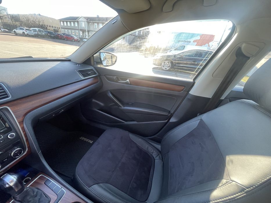 Volkswagen Passat B7 2012