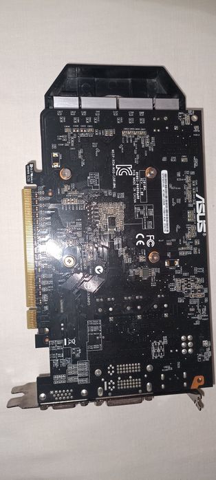 видео карта gtx 750 ti 2gb в плохом состоянии но работает хорошо