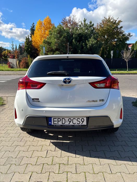 TOYOTA AURIS 1.8 HSD Prestige Navi - Parktronic