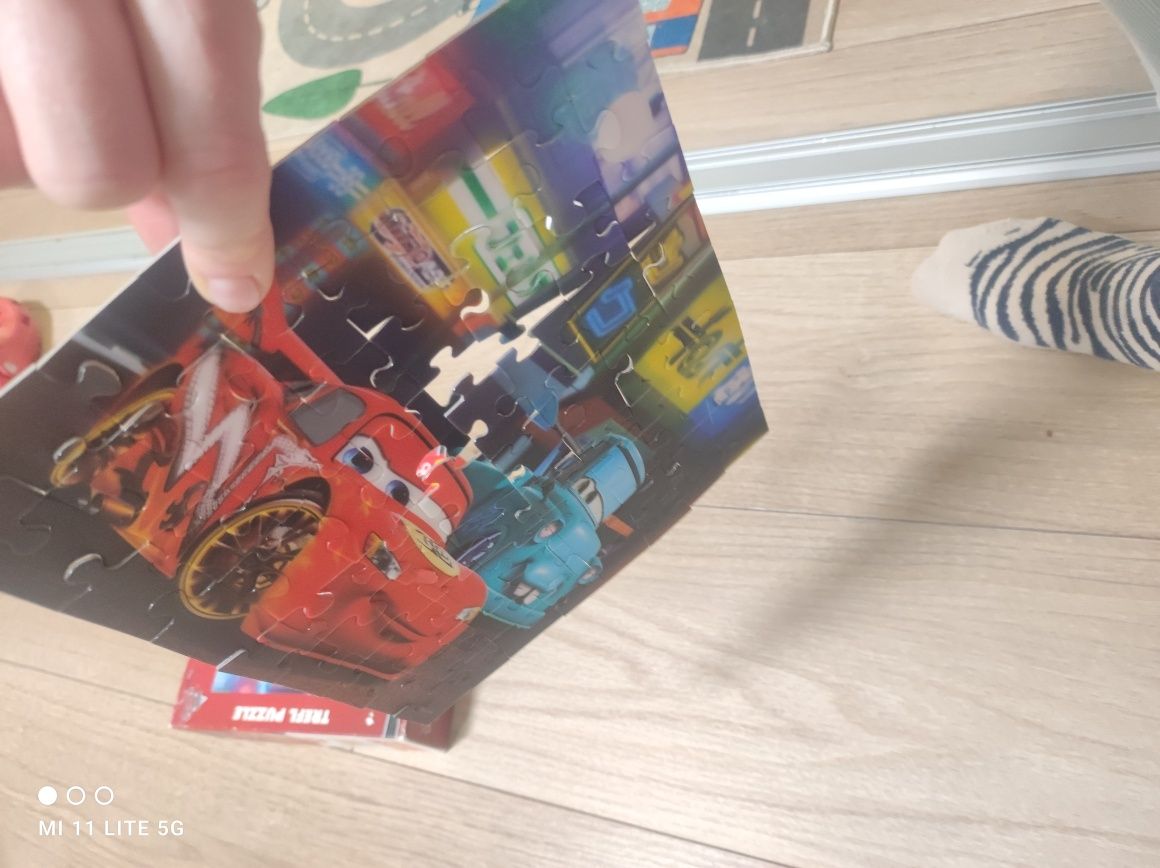 Puzzle 3d trefl auta piaxr 72el. Zygzak 4+ układanka