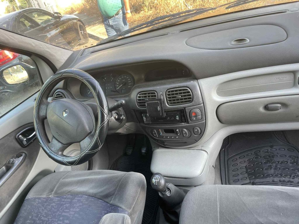 Vendo renault senic 2002 diesel