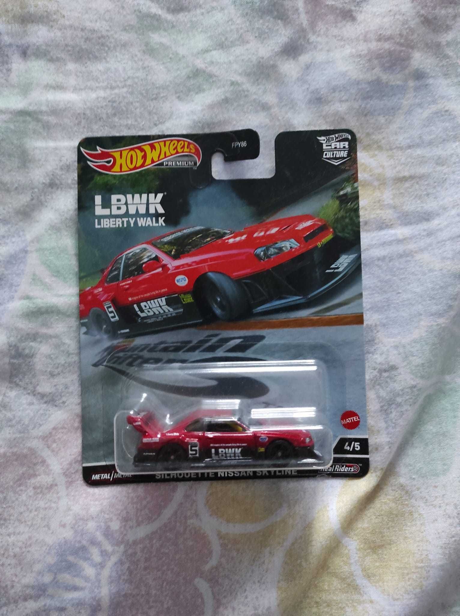 Hot Wheels Premium LBWK Skyline R34