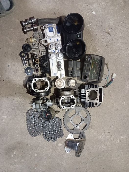 Продам альфу та різні запчастини