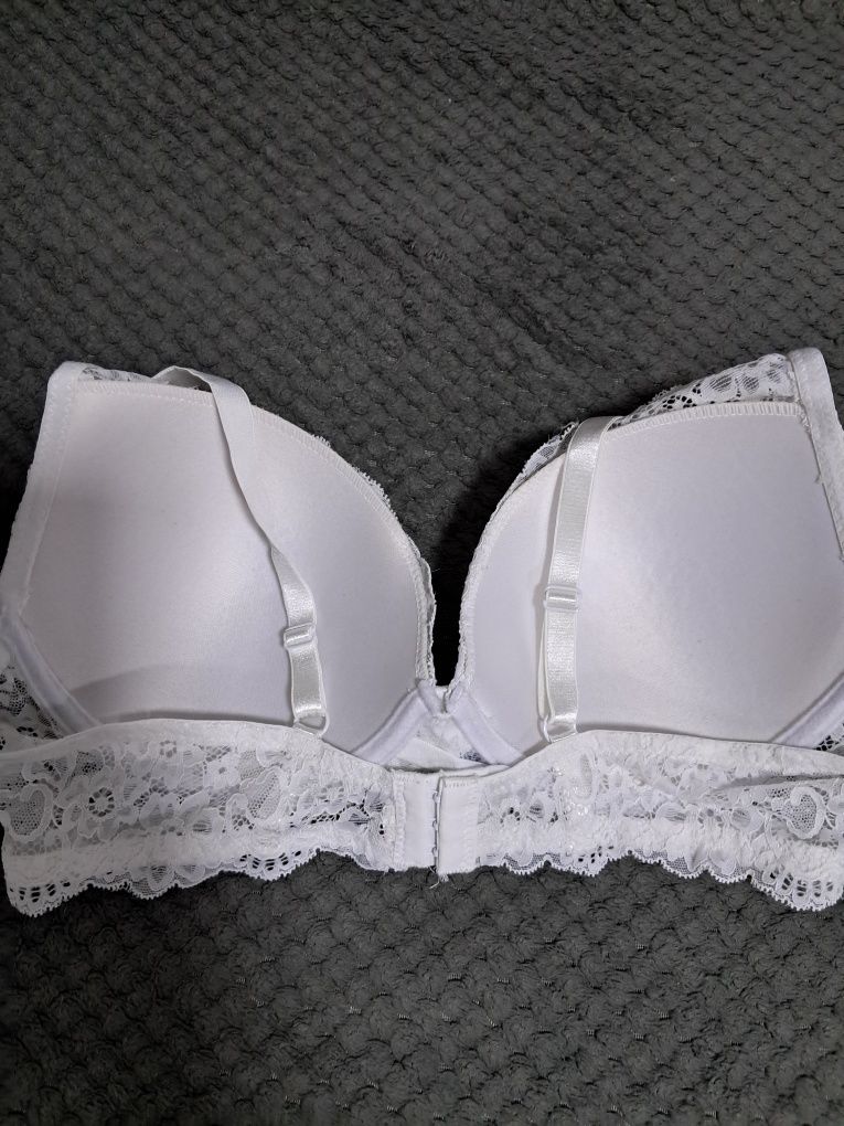 Biustonosz Cubus 85 C jak nowy