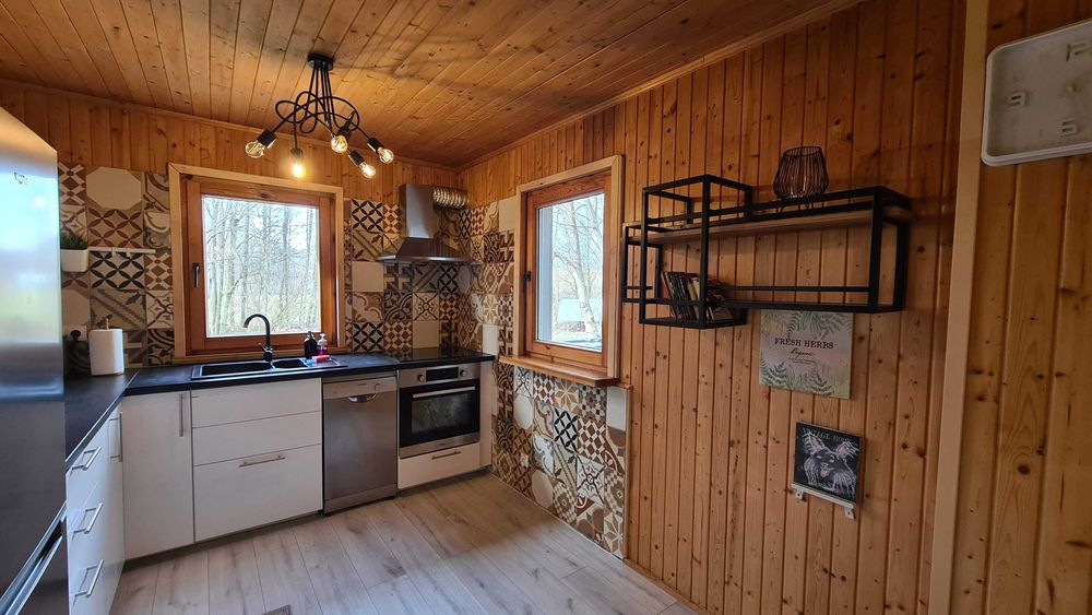 Dom nad jeziorem własna plaża pomost łódka