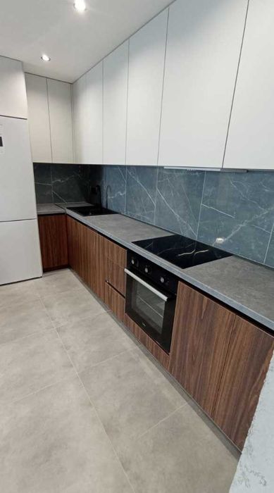 Продам простору   3к квартиру ЖК Аржанова, пр. Слобожанського.