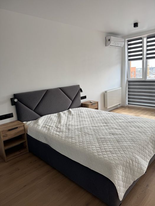 Оренда вул.Стрийська 45 новобуд з ремонтом .Кухня студія та спальня