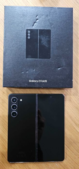 Samsung Z FOLD5 - 256GB -Desbloqueado