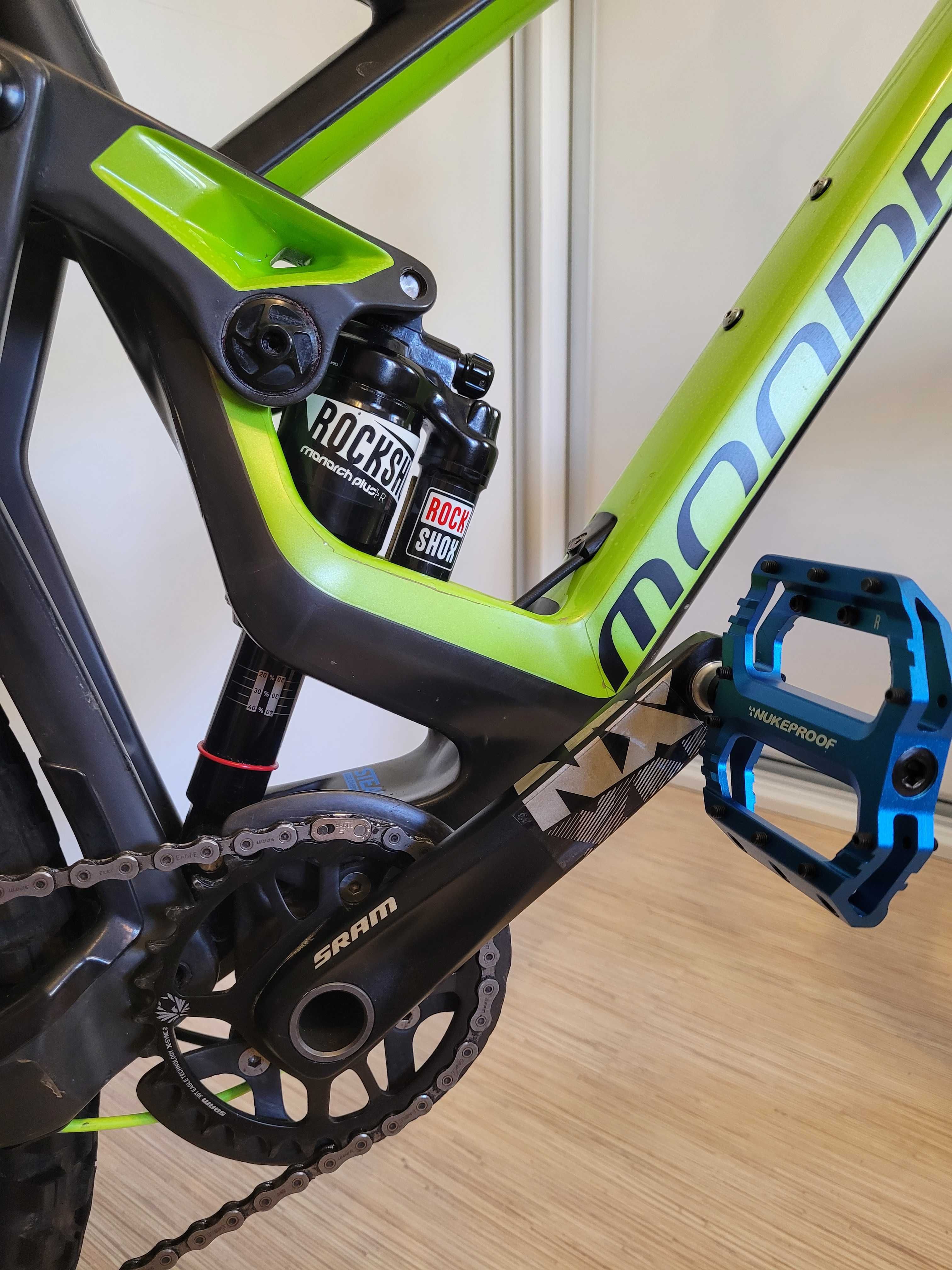 Mondraker Dune RR carbon,lyrik,Hope,Sram G2 Re