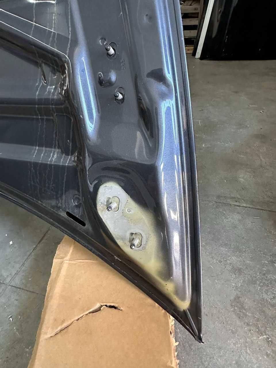Капот (серый) Tesla Model 3
