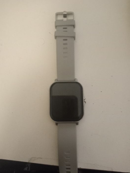 Smartwatch cinzento
