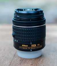 Фотооб'єктив Nikon Nikkor 18-55mm f/3.5-5.6G AF-P VR DX
