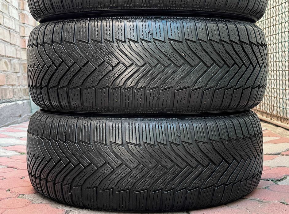 Зимові Michelin Alpin 6, 215-55-R16, 7мм. 2022р