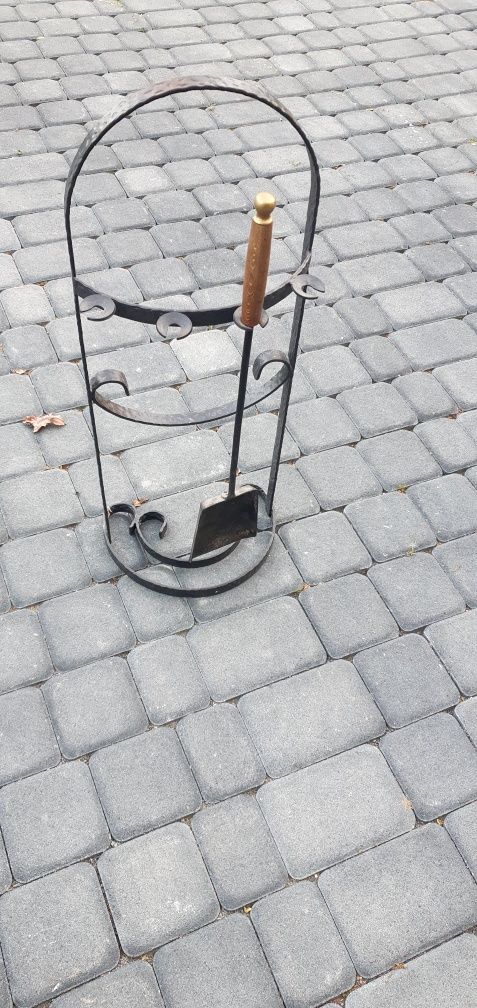 Stojak kominkowy