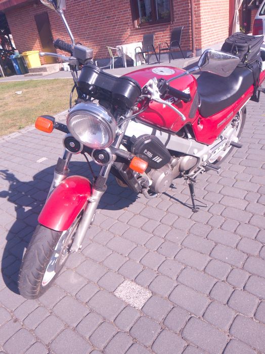 Honda NTV 650 Rivere