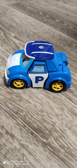 Продам машинки Робокар Полі