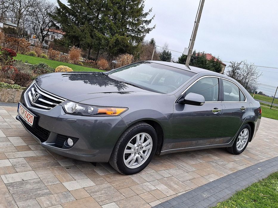 Honda Accord 2.0 benzyna, automat, mały udokumentowany przebieg, z pełnym serwisem