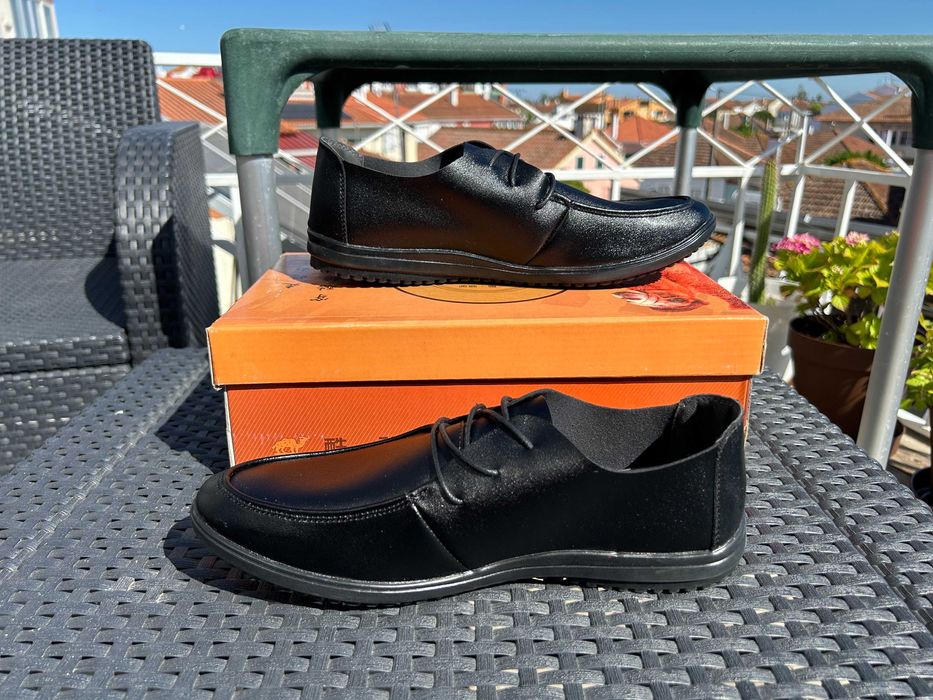 Sapato de Homem pretos clássicos