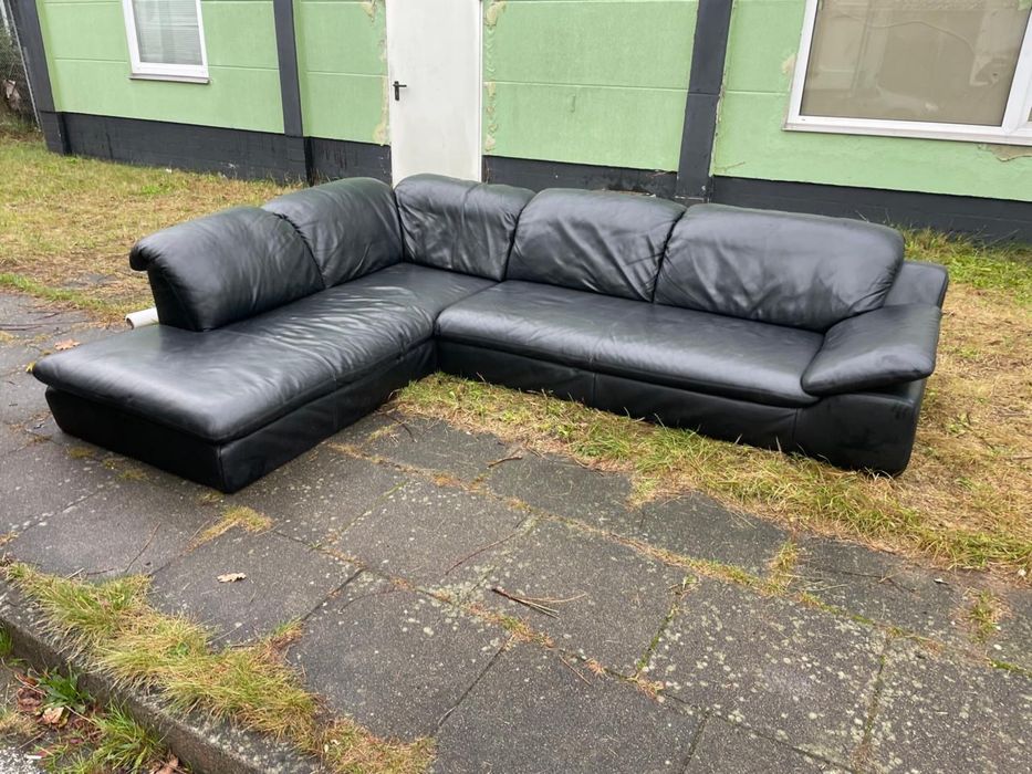 Продам шкіряний кутовий диван з Європи
