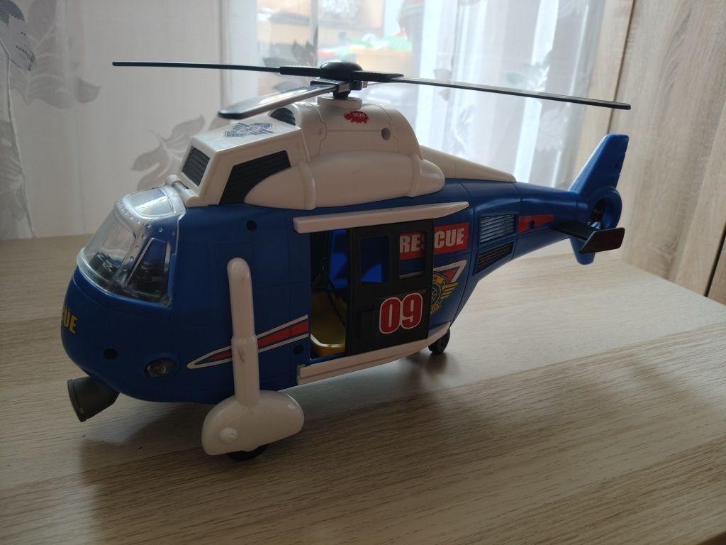 Elektryczny helikopter
