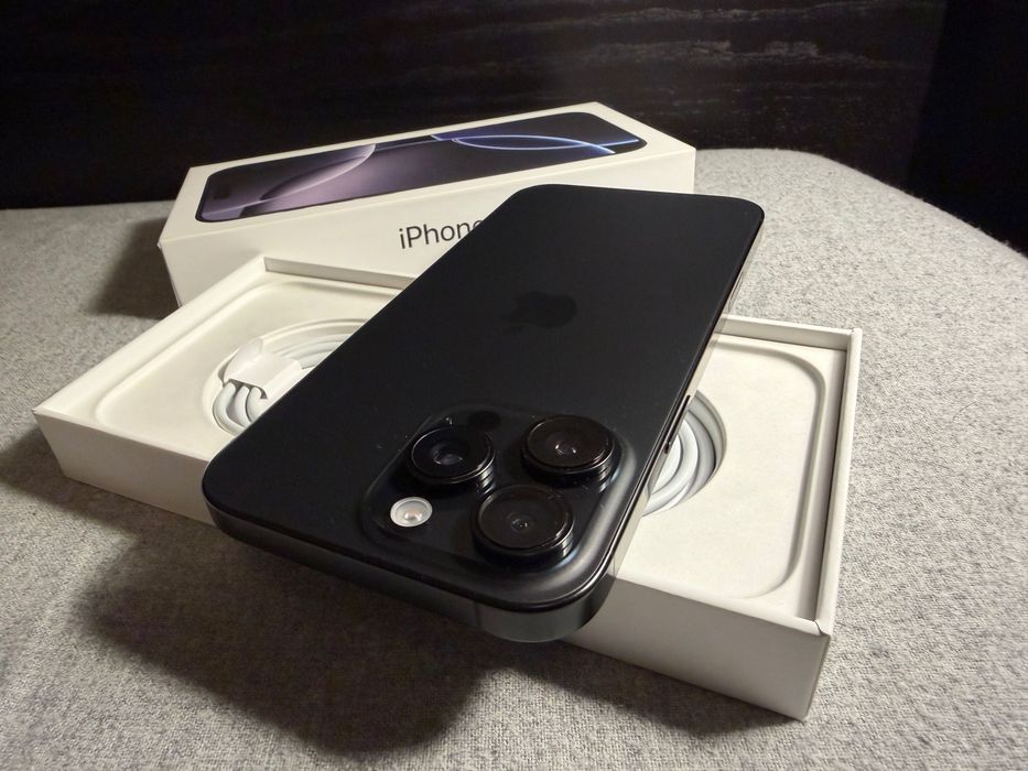 iPhone 16 pro max (como novo - oportunidade)