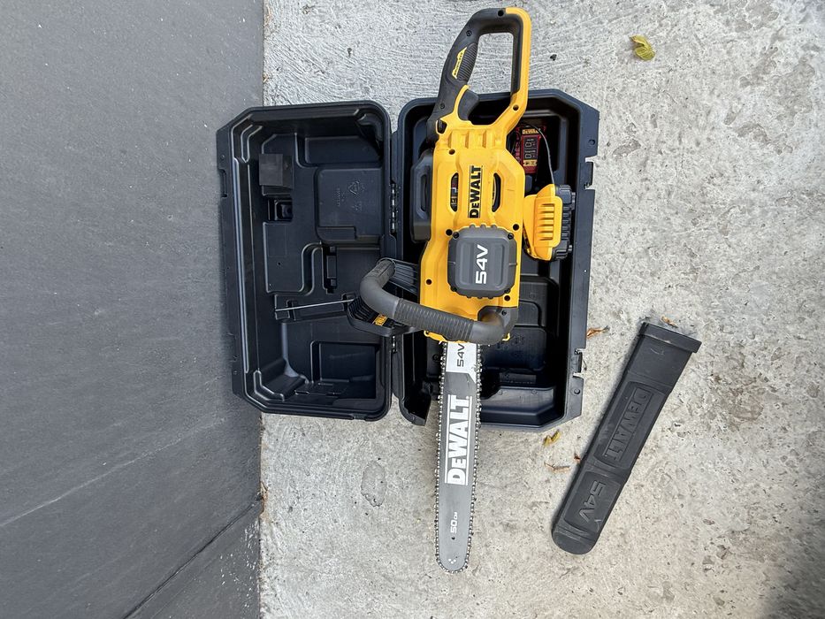 Пила цепная аккумуляторная DeWALT DCMCS575X1 XR FLEXVOLT