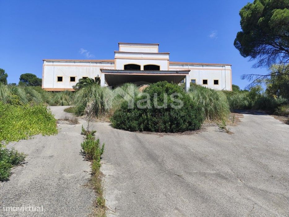 Espaço de festas com Restauração para recuperação total