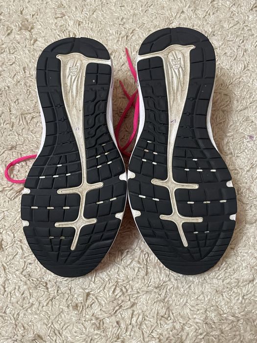 Кросівки ASICS для волейболу 40.5