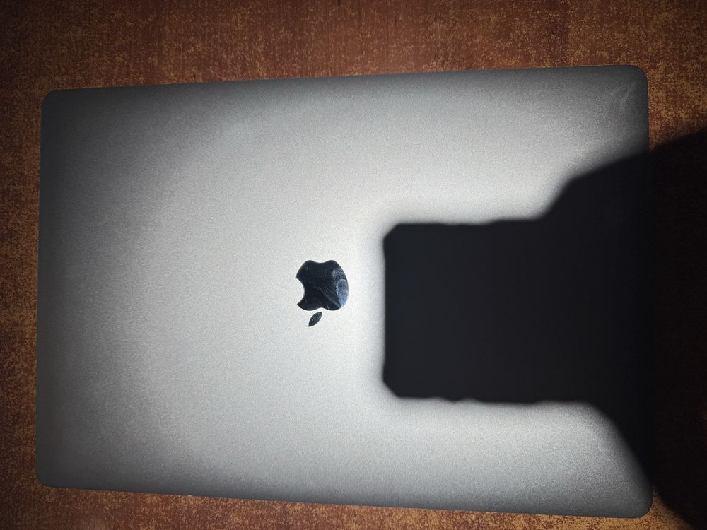 Apple MacBook Pro 2019 Space Gray A2141 i7 16gb 512gb 476 cykli