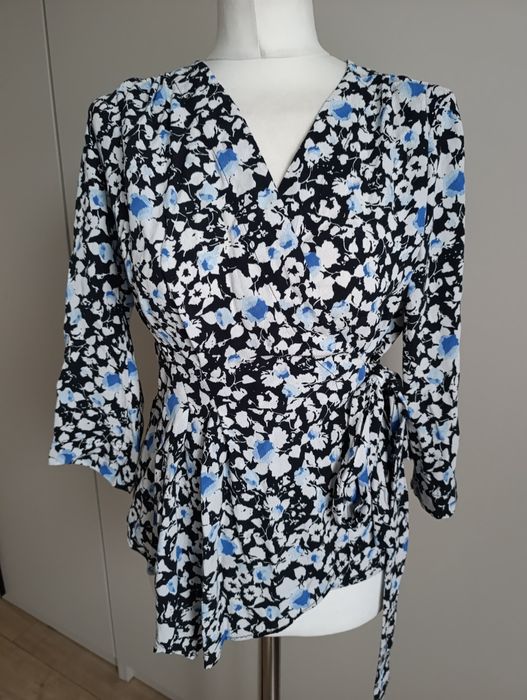 Bluzka damska szlafrokowa Reserved