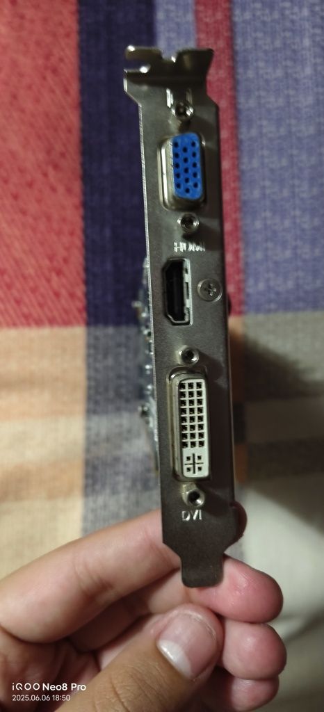 placa grafica ASUS JT 610