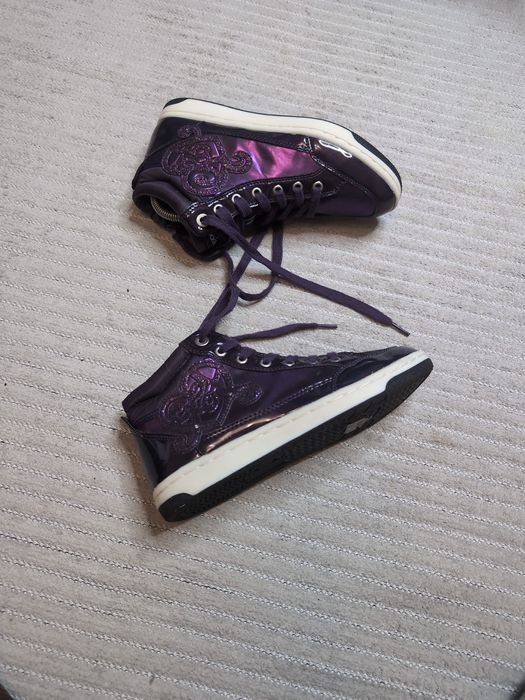 кросівки Geox 37р. 23 см світяться чудовий стан