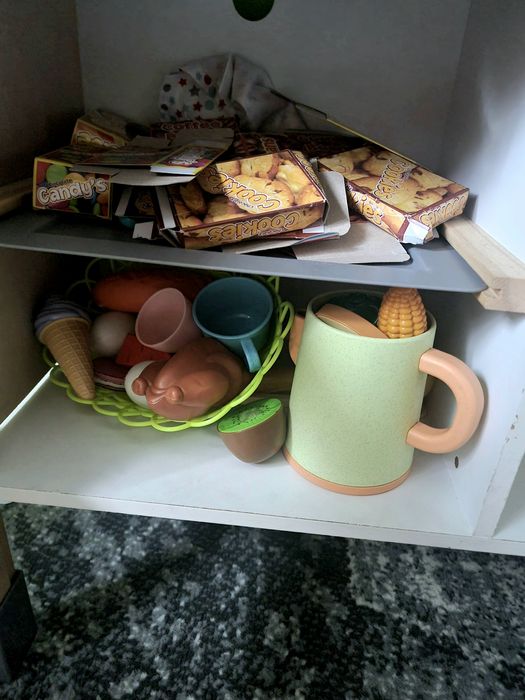 Drewniana kuchnia dla dzieci + akcesoria