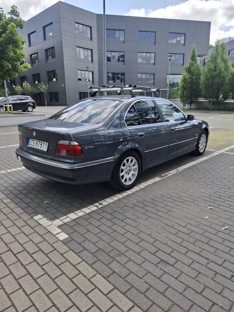 E39 2000r. 2.8 M52 B28 manualna xenon Fv VAT kompletna. Nowe OC
