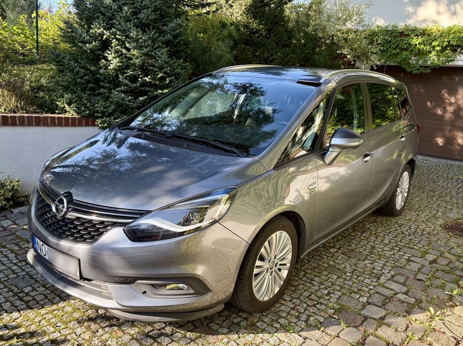Opel Zafira Opel Zafira Tourer 1.4 Turbo, wersja: Elite (po liftingu), 2016
