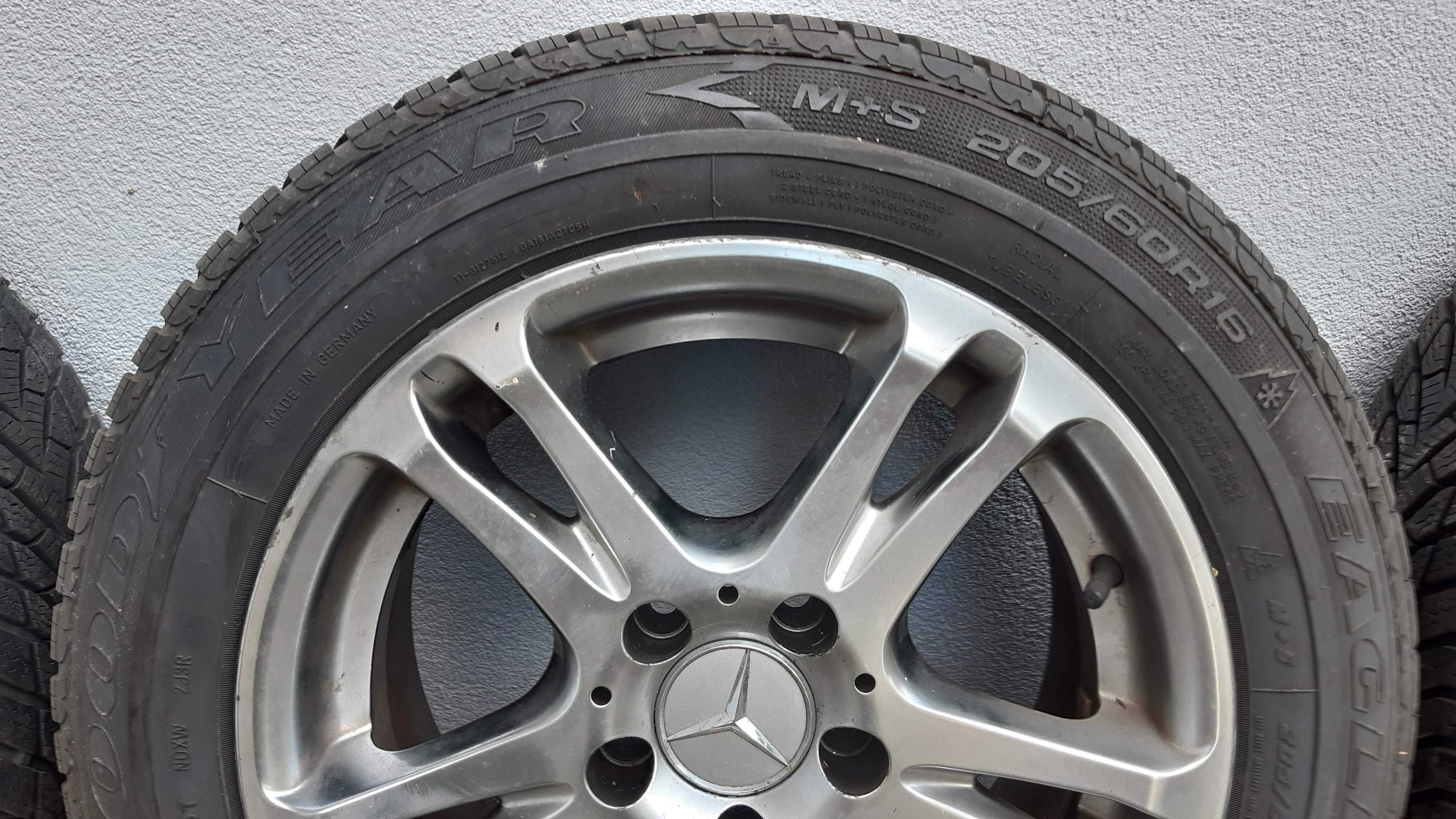 Koła alu Mercedes opony zimowe 205/60R16 4 szt.