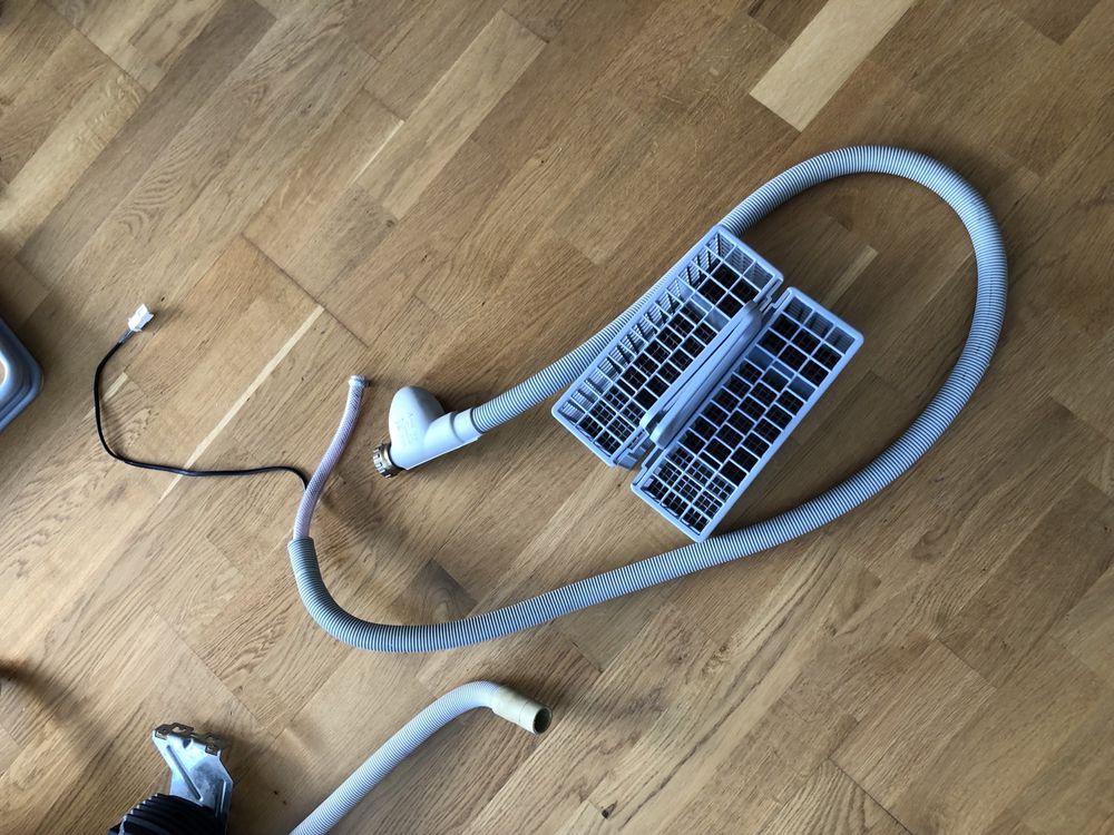 Częsci do zmywarki Whirlpool AGD 6240 FD