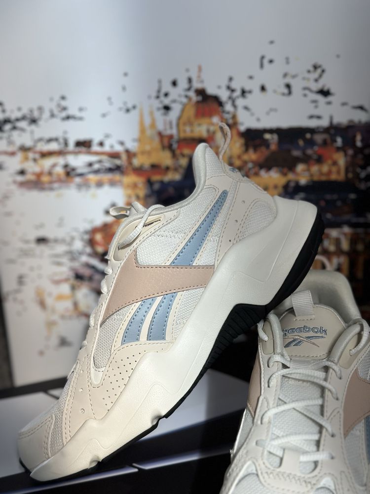 Кроссівки Reebok оригінал р. 37.5