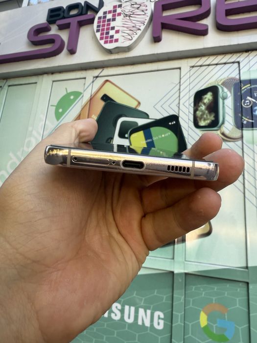 Samsung s22 plus 256gb. Гарний стан