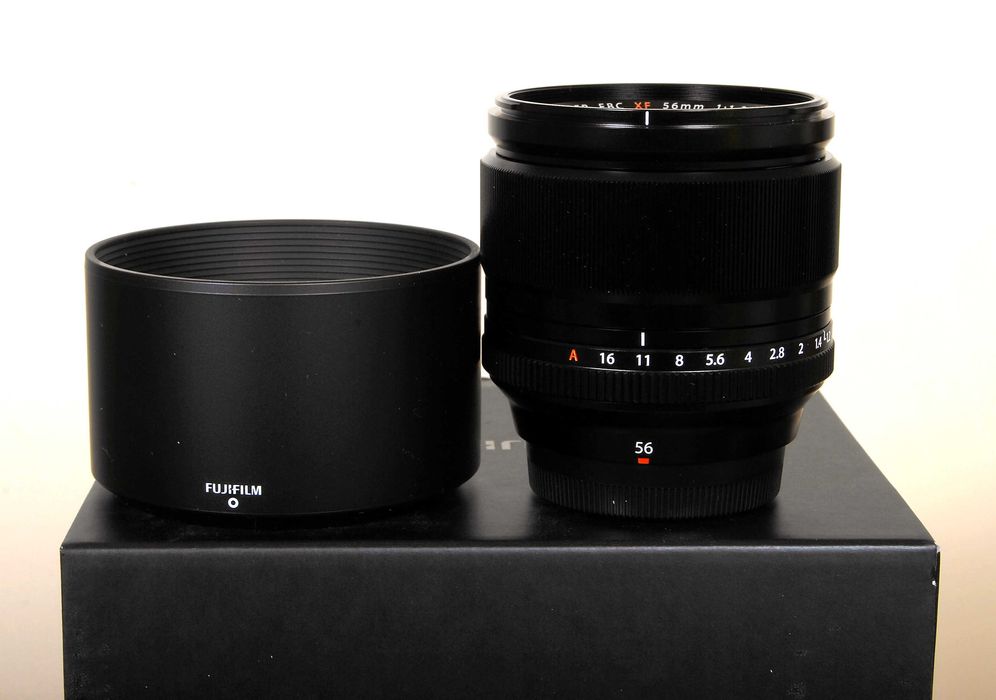 Fuji XF 56mm F: 1.2 R em estado novo. Caixa e acessórios.