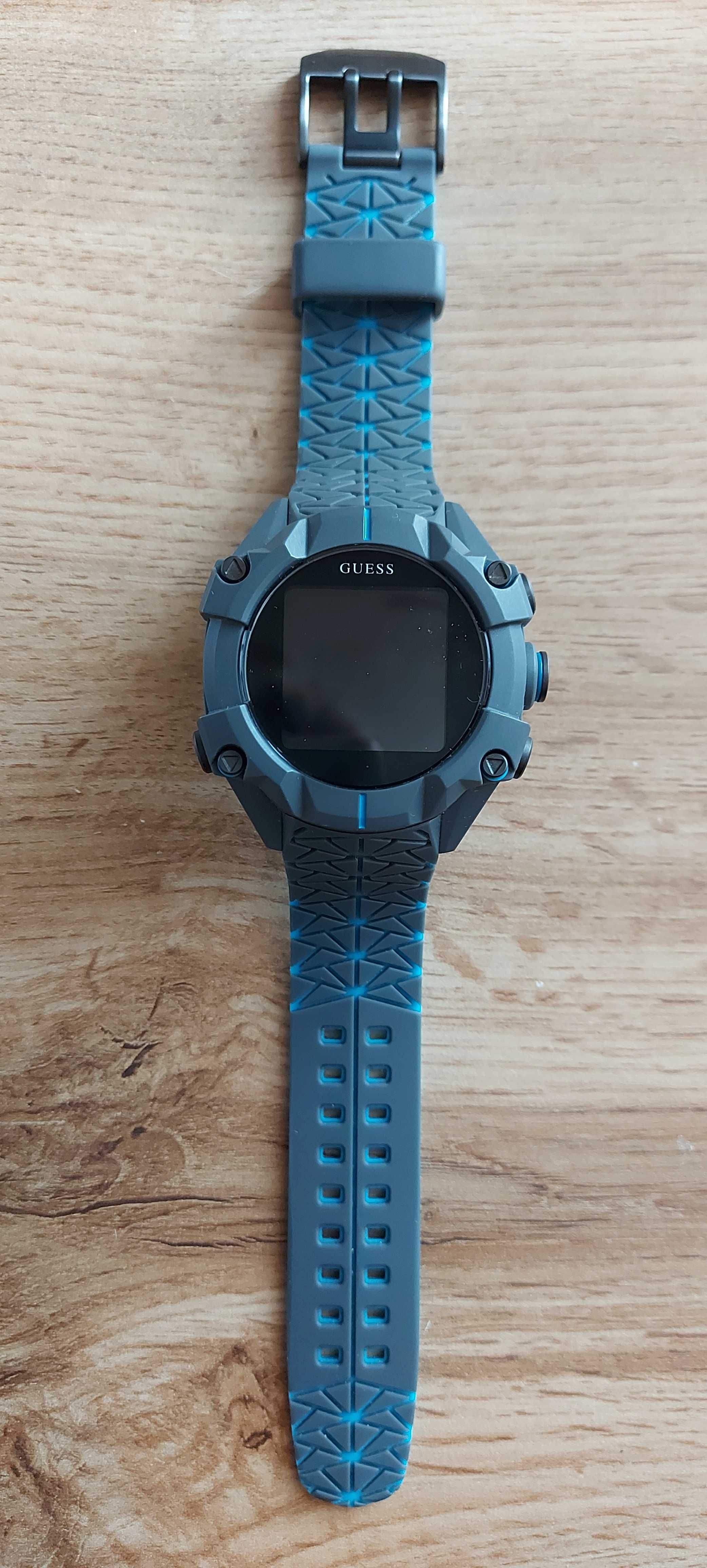 smartwatch guess c3001g3