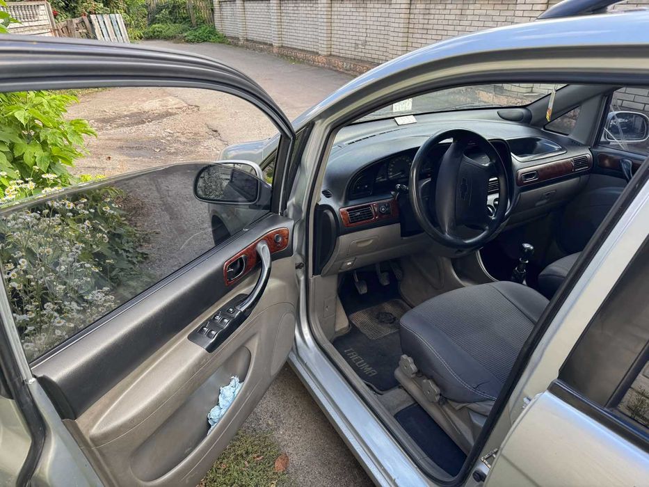 Shevrolet tacuma 2005. Газ