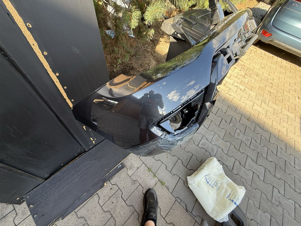 Zderzak Dacia duster I pod kolor Tekna nowy