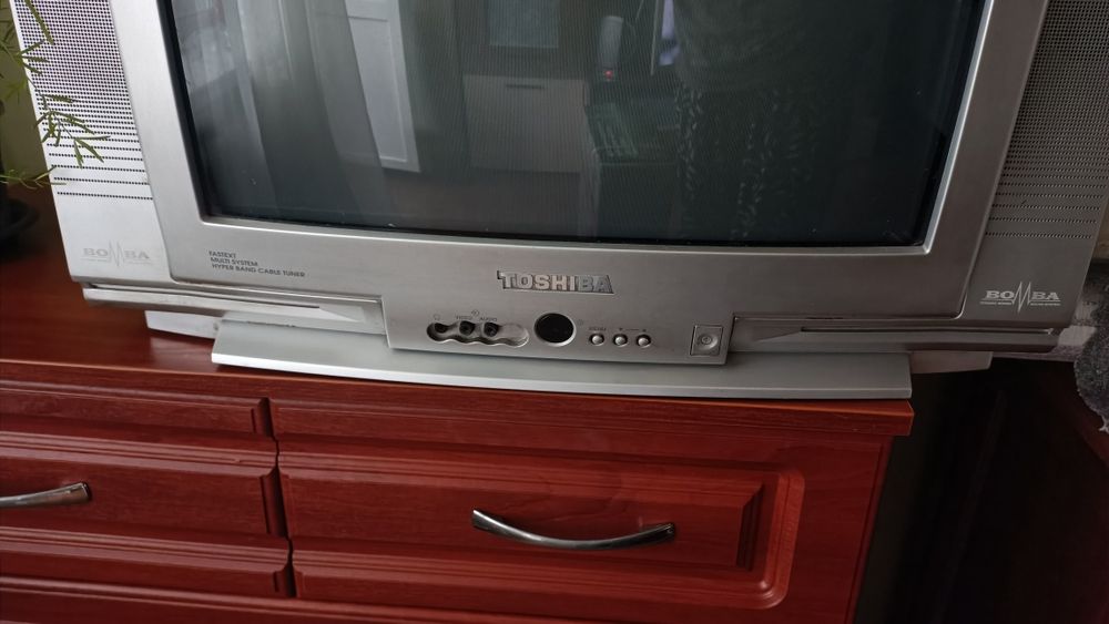 Продам телевізор