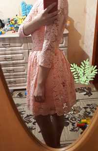 Продам персиковое коктейльное платья ( сукня , платье ) "Нежность"