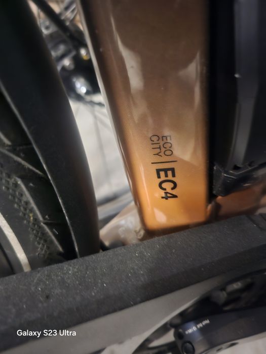 Rower elektryczny Husqvarna E c4