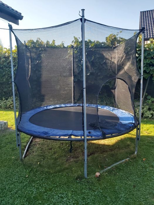 Trampolina ogrodowa 244