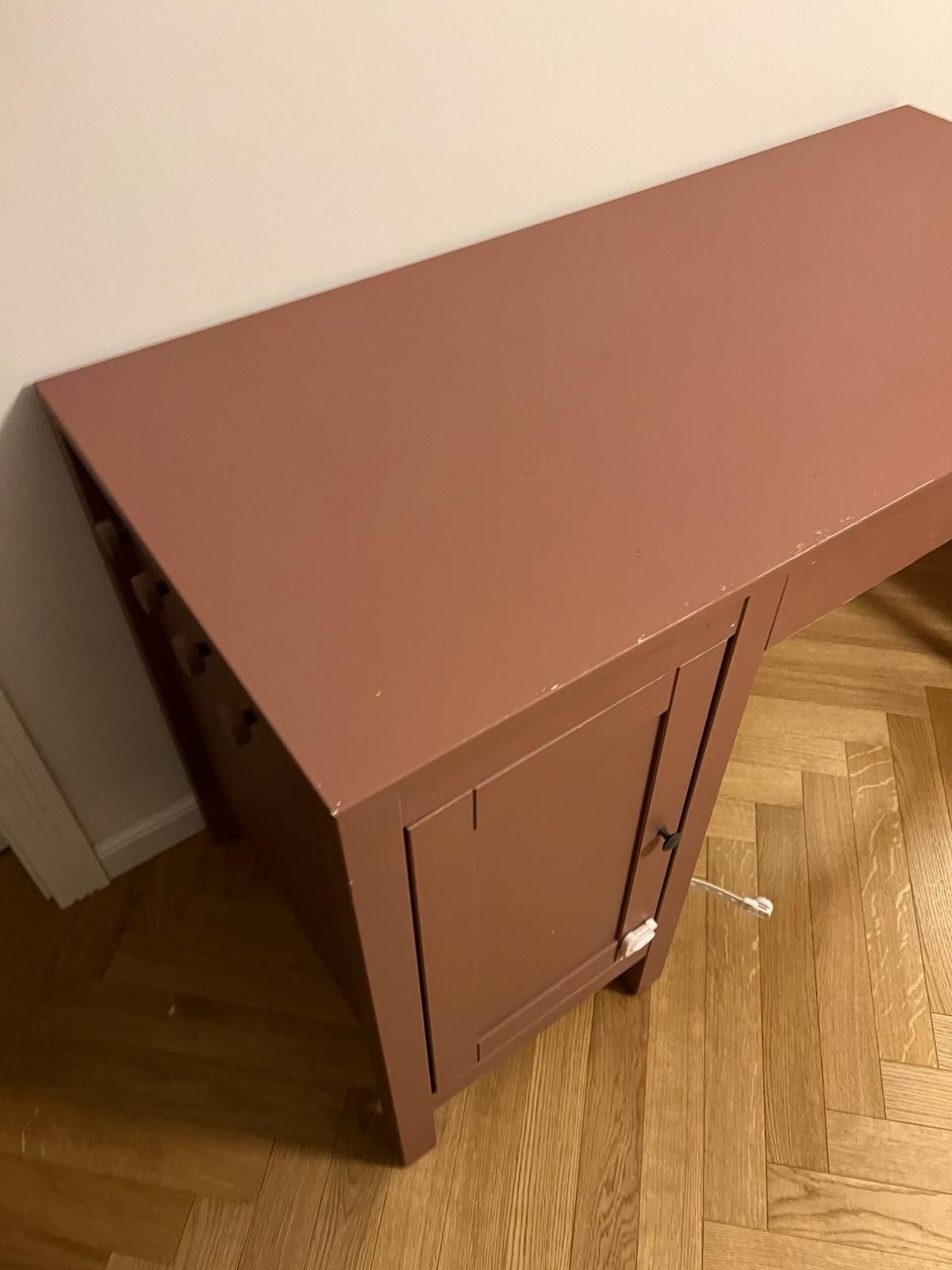 Biurko Ikea Hemnes - przemalowane. Stan bardzo dobry/dobry